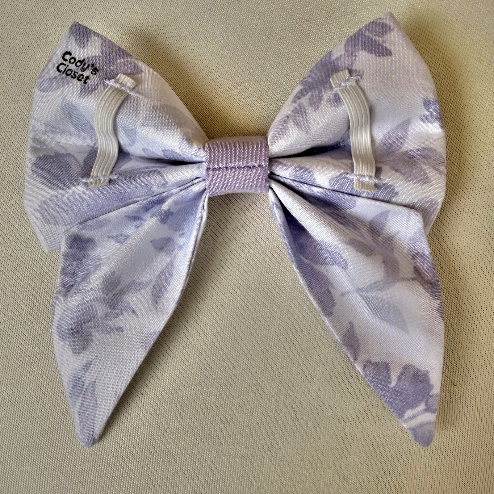 Collar Bow