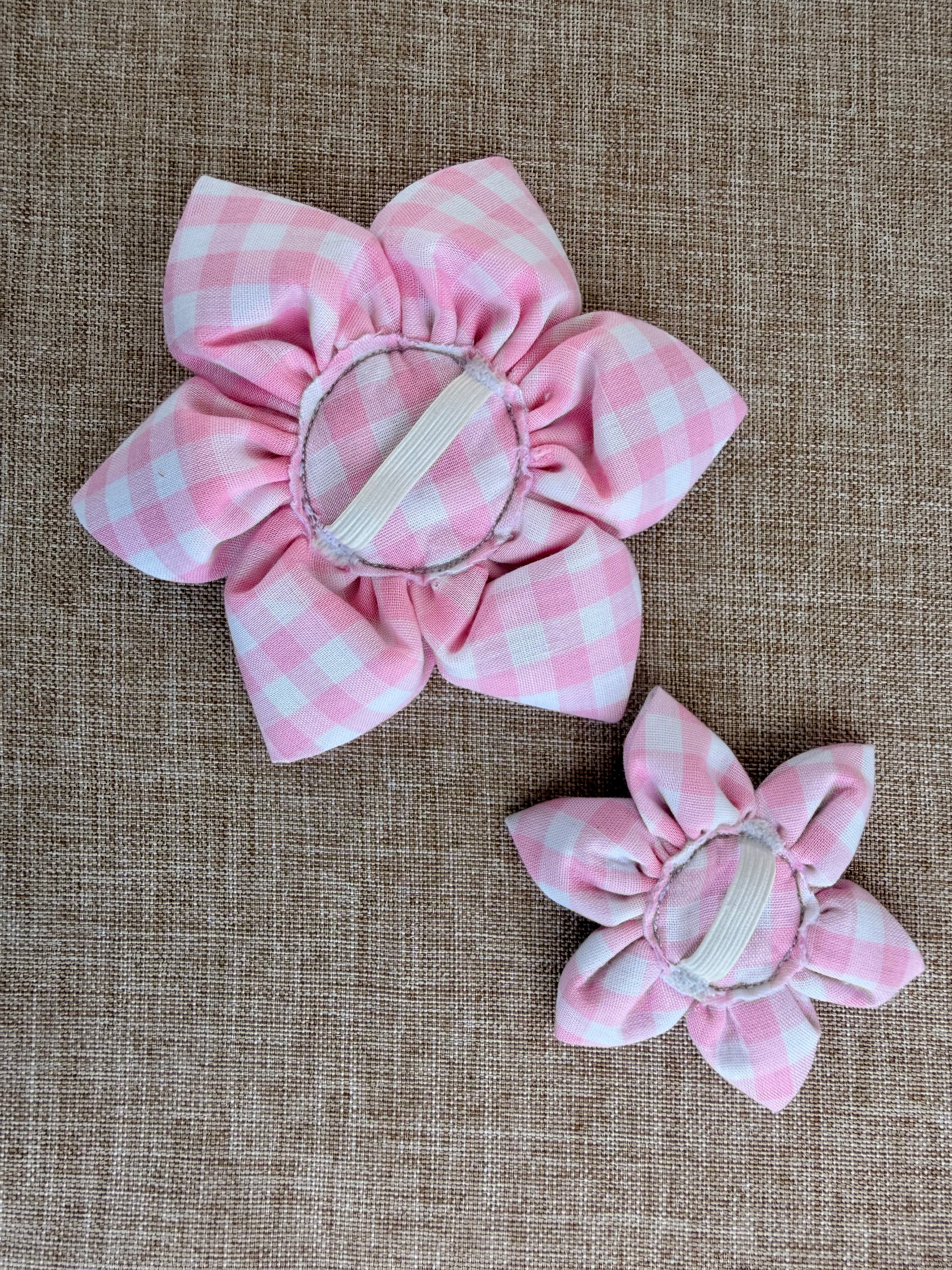 Pink Gingham Dog Bloom
